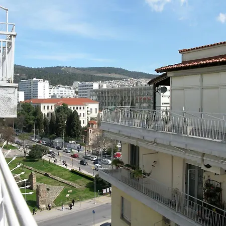Апартамент Skyline Balcony δεθ Kamara Sintrivani *