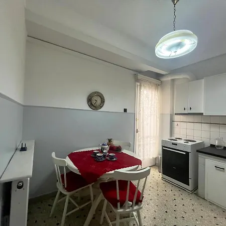 Апартамент Skyline Balcony δεθ Kamara Sintrivani